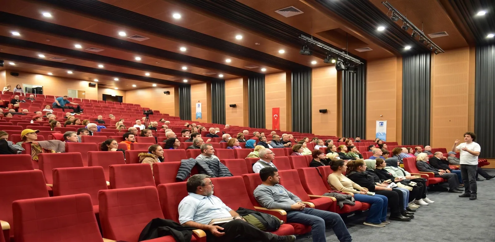Sinema Salonları